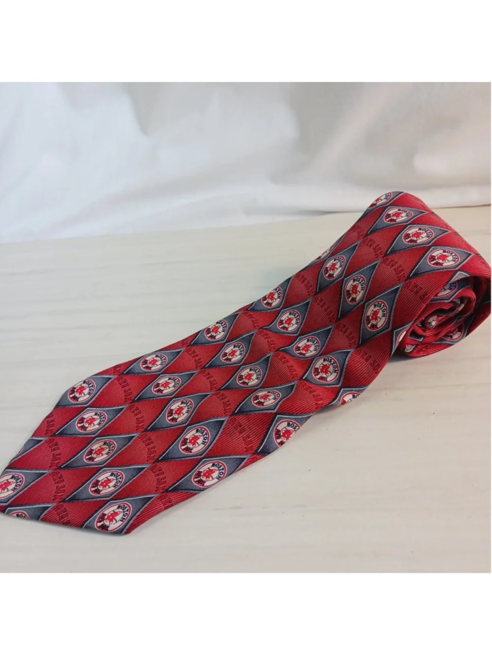 Boston Red Sox Baseball MLB 100% Silk Neck Tie Red Blue Diamond Design Logo